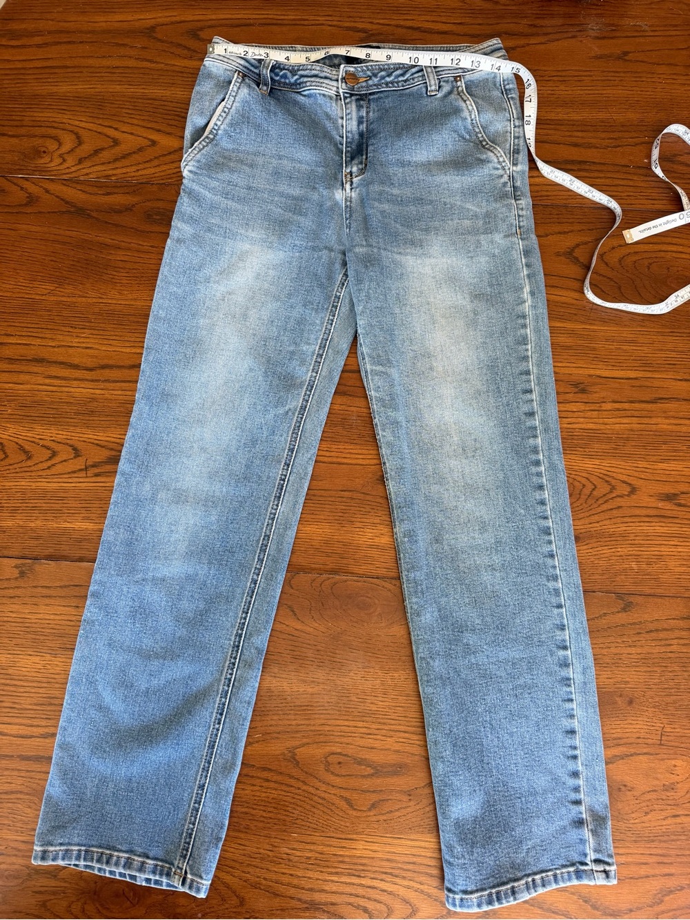 Women’s Straight Leg Light Blue Jeans - Casual Everyday Fit
